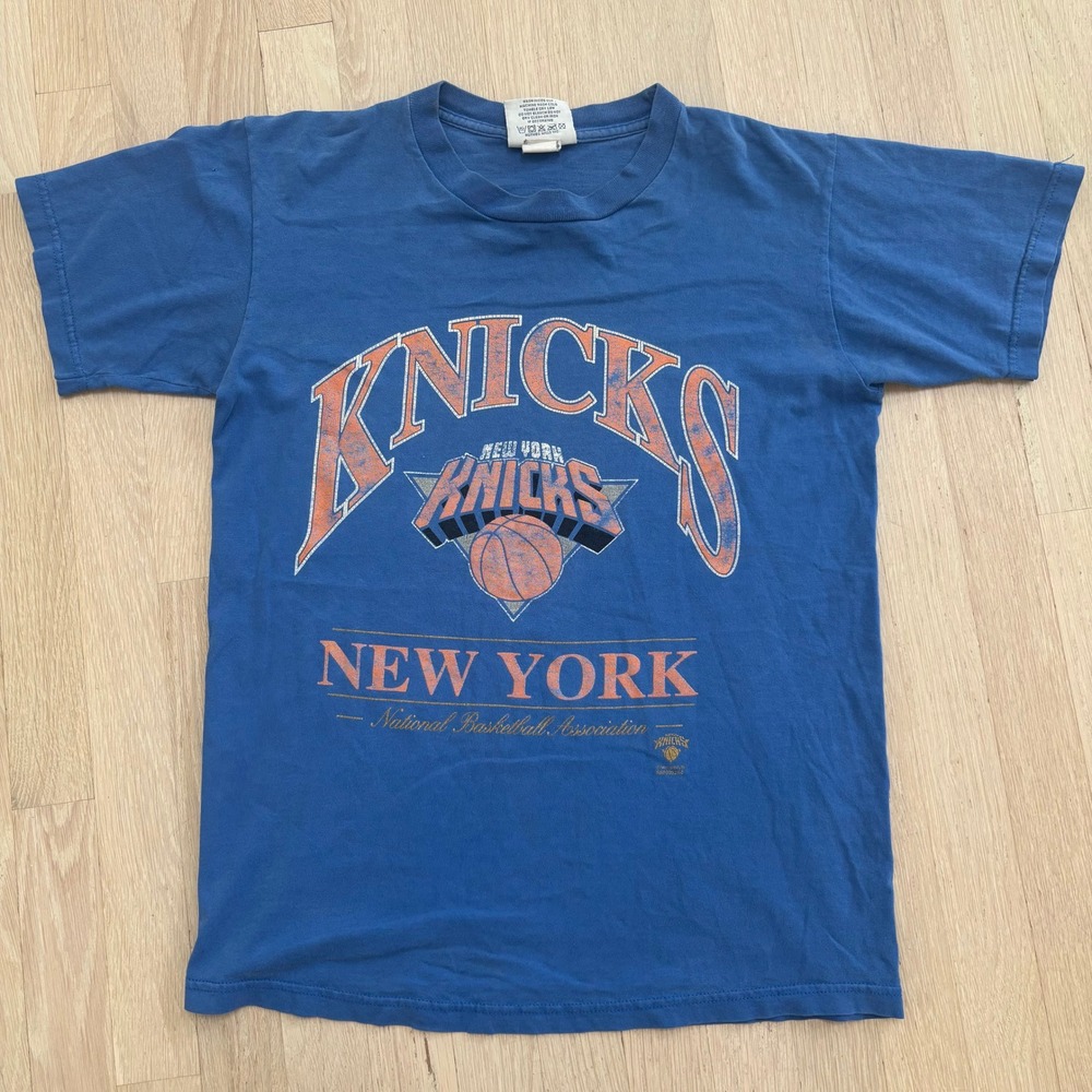 Lee Sport New York Knicks T-Shirt Large Blue Vintage Graphic Good NBA USA Made